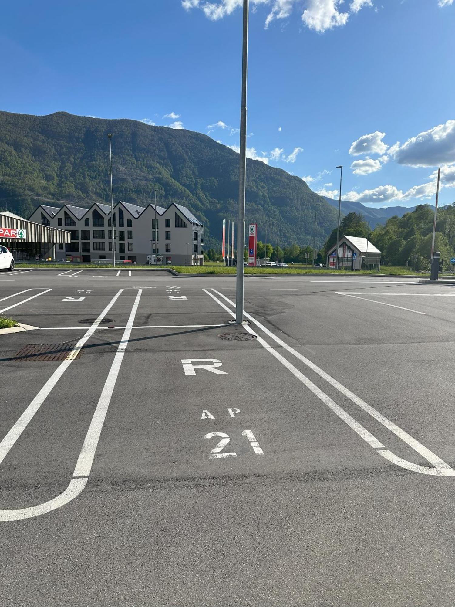 Apartma 21 - Ajda *